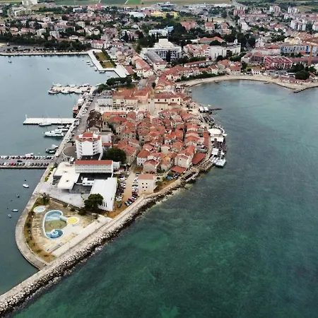 Appleonlux Apartment Umag Exterior photo